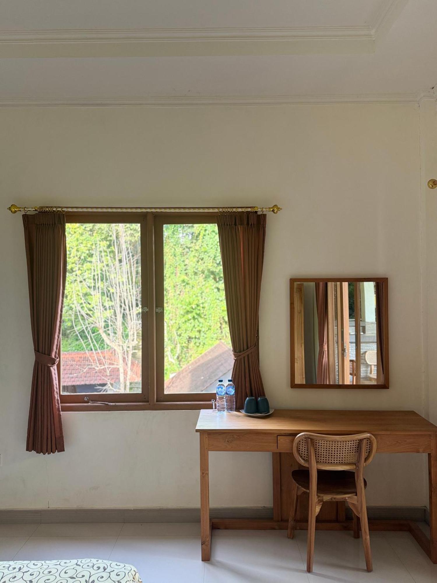 Pineapple House Hotel Ubud  Exterior photo